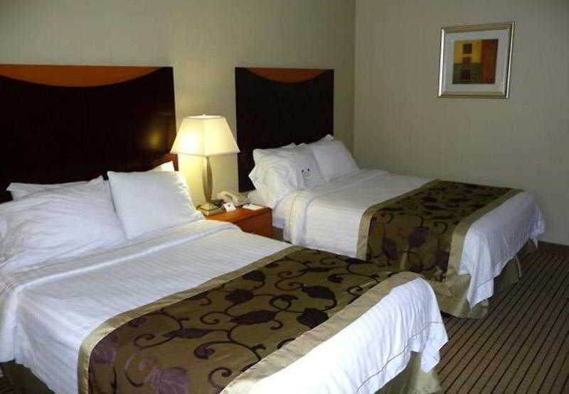 Quality Inn Spring Valley - Nanuet Zimmer foto